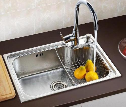 靖江厨房水槽装修设计，单槽还是双槽更方便？